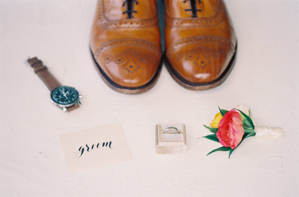 grooms-details-and-attire