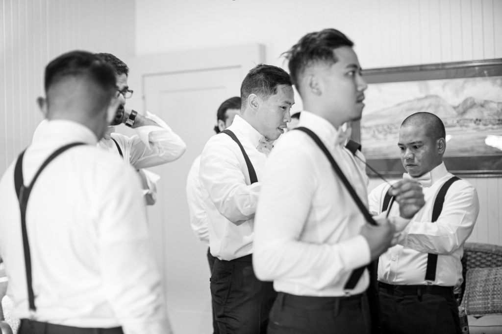 groomsmen-candid-photos