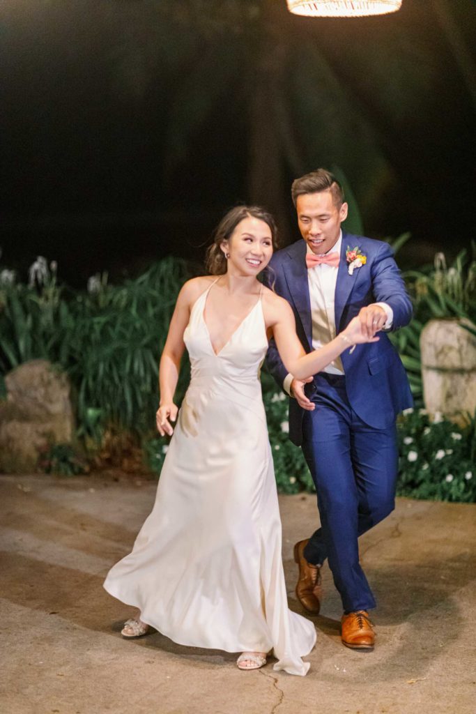 first-dance-hawaii-wedding