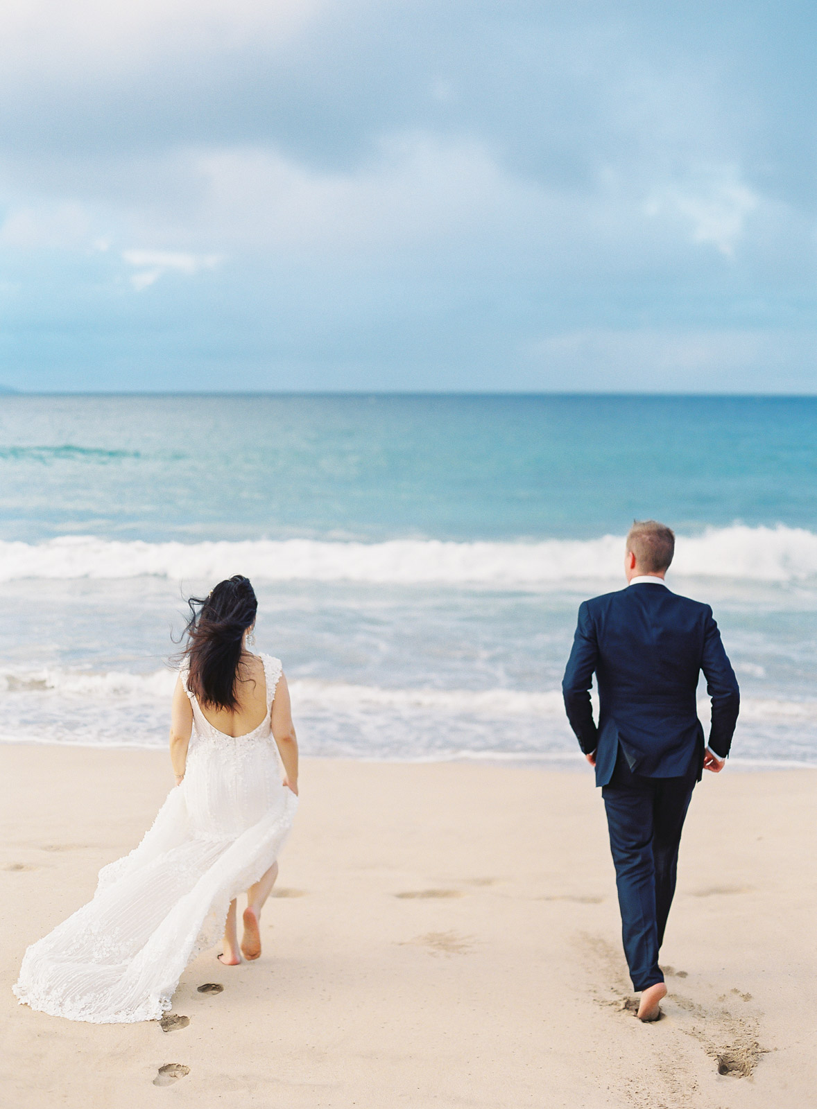 beautiful-beach-wedding-on-maui