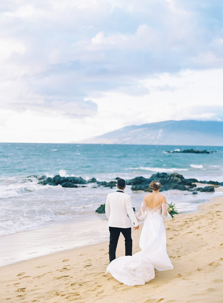 classic-wedding-at-the-andaz-maui