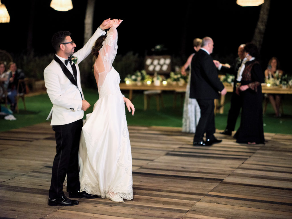 first-dance-at-andaz-wailea