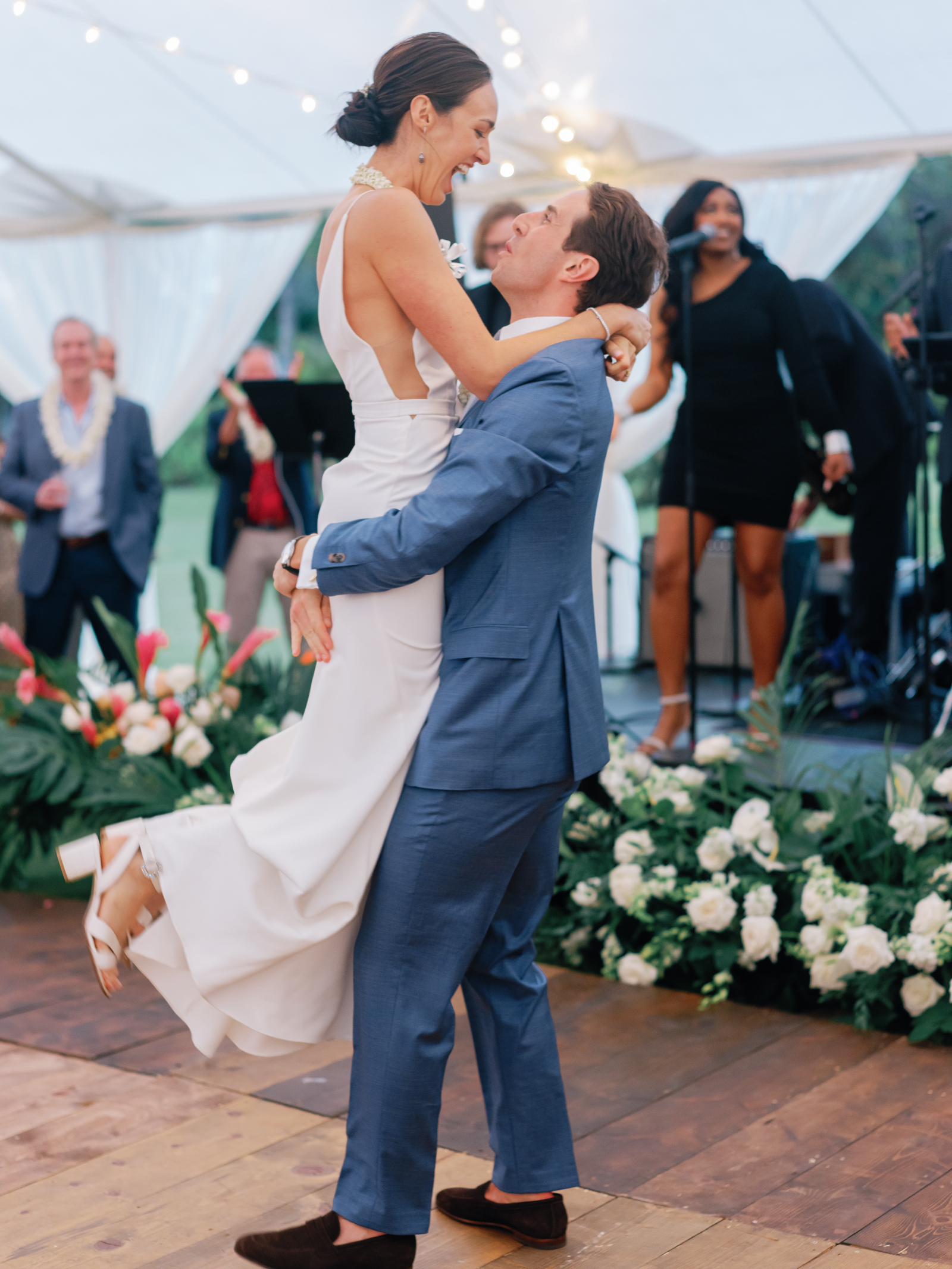 first-dance-wedding-photos