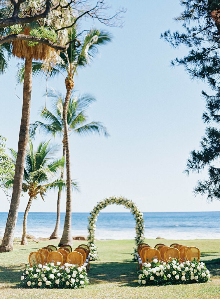 maui-wedding-ceremony-on-the-beach