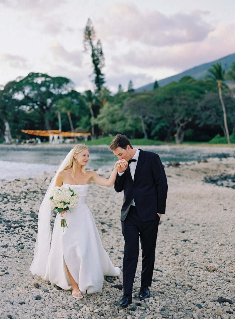 bride-and-groom-photos-maui