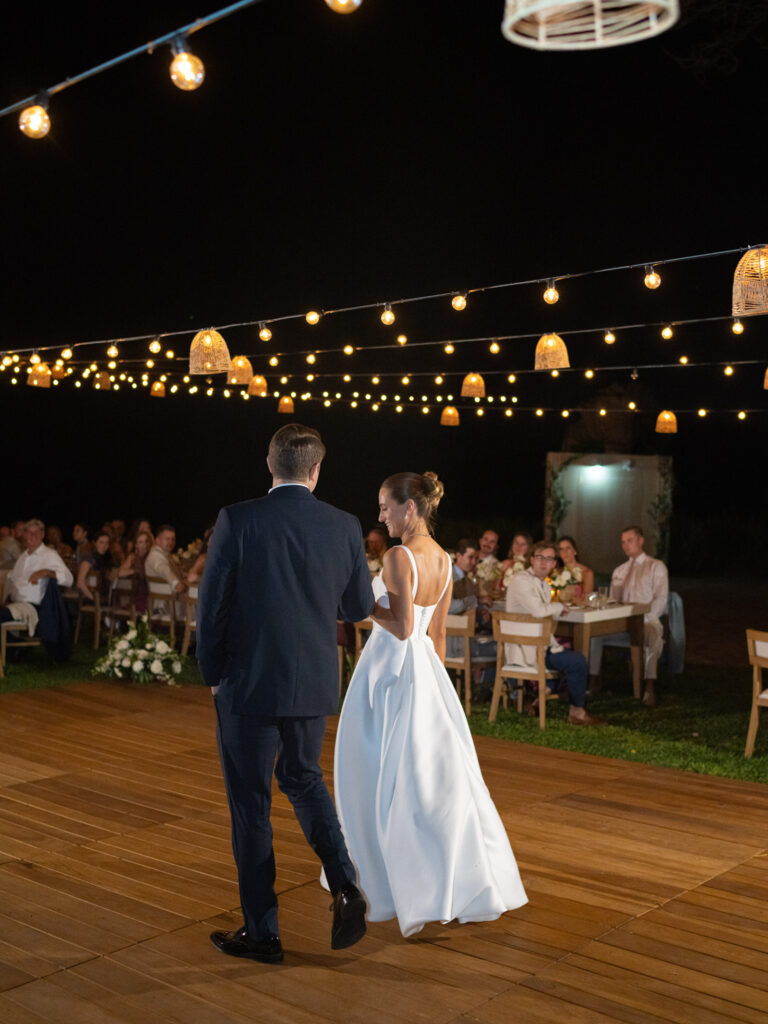 first-dance-maui-wedding-at-olowalu