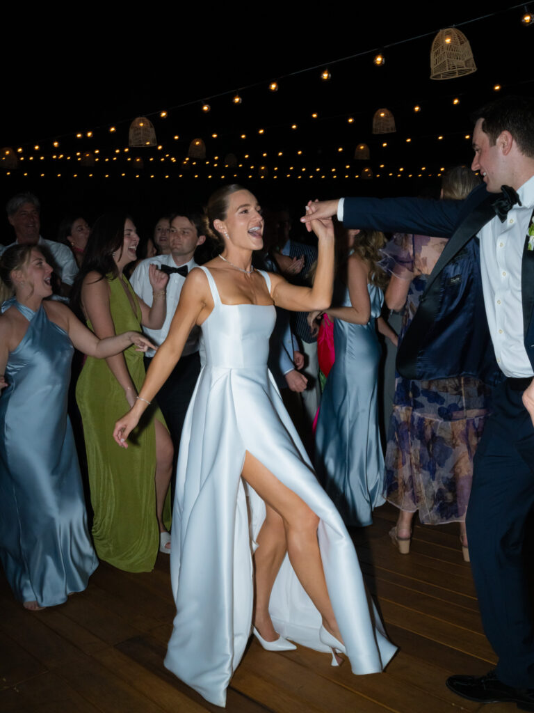 bride-and-groom-dance-photos-maui