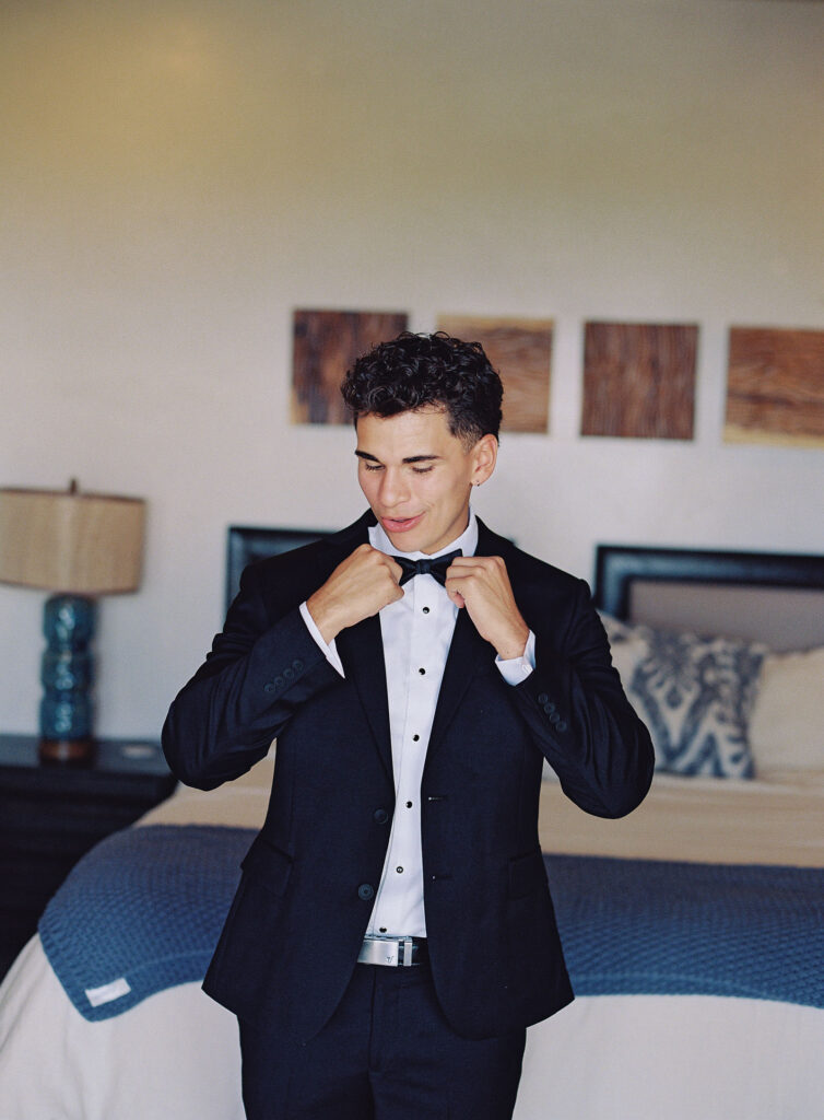 maui-groom-fall-wedding