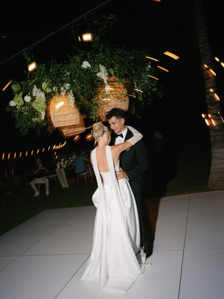first-dance-on-maui